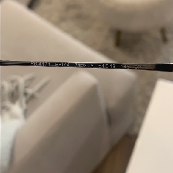 Ray Ban Sunglasses - Picture 6 of 7